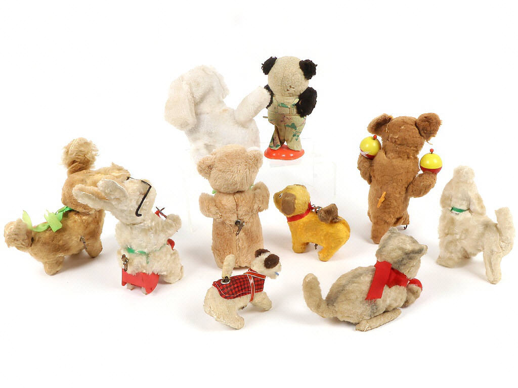 Lot 12 - DIVERS (10)