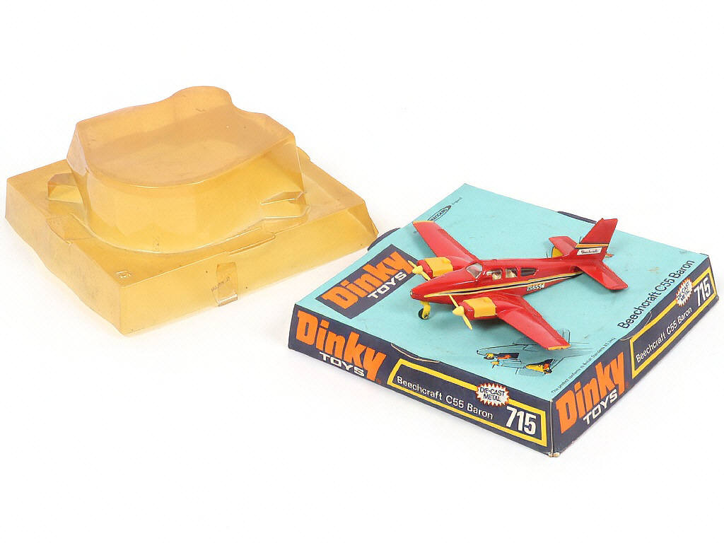 Lot 123 - DINKY TOYS (GB) (1)