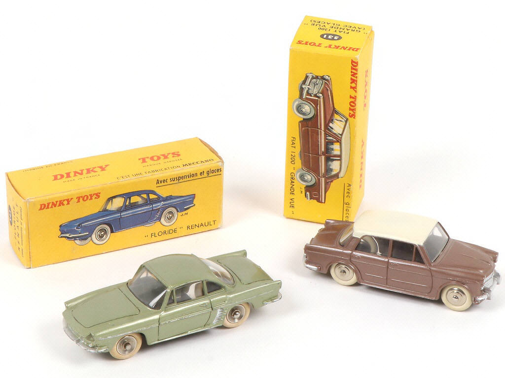 Lot 235 - DINKY TOYS (FRANCE) (2)