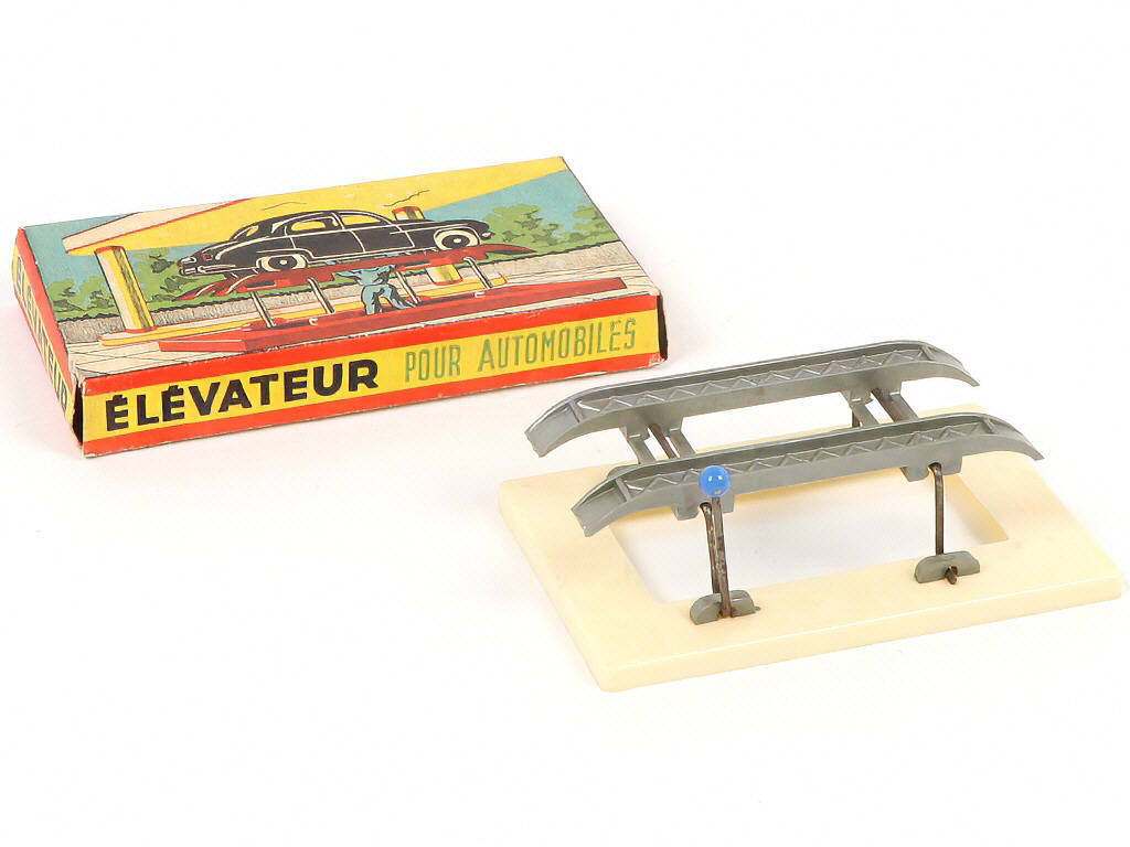 Lot 262 - MINIALUXE (FRANCE) (1)