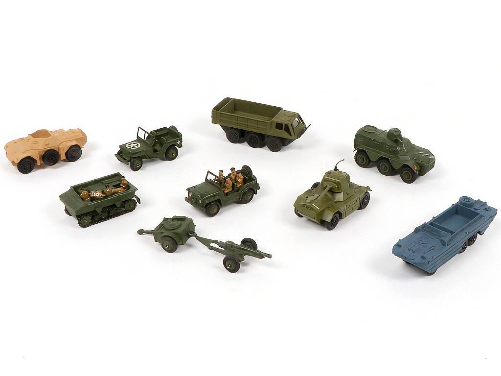 Lot 321 - DINKY TOYS (GB) (10)