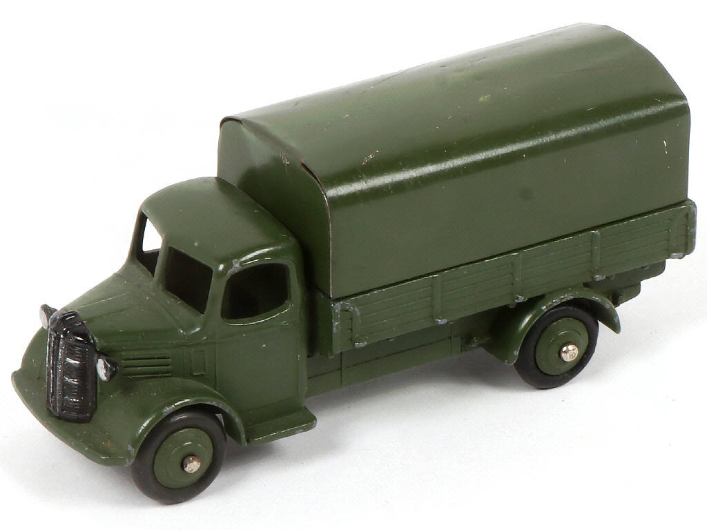 Lot 102 - DINKY TOYS (GB) (1)