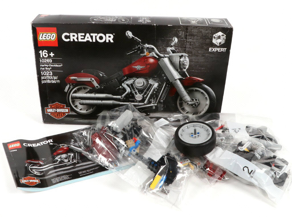 Lot 27 - LEGO (DANEMARK) (1)