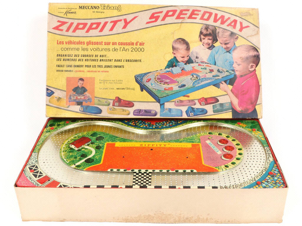 Lot 66 - MECCANO TRI-ANG (1)