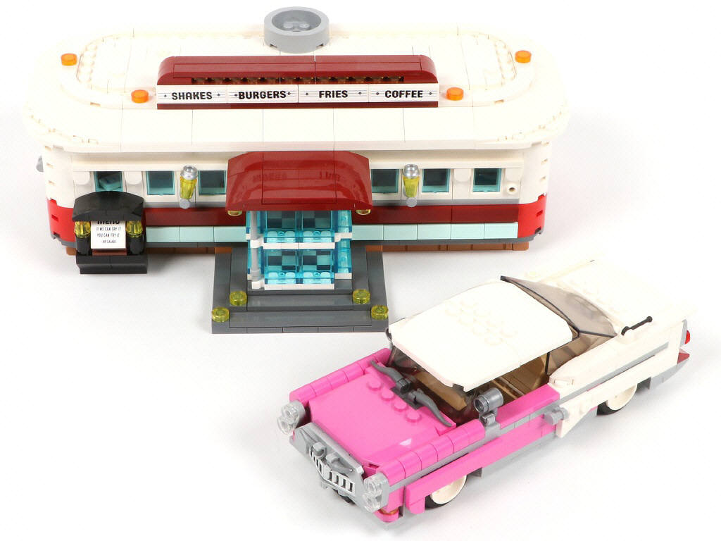 Lot 46 - LEGO (DANEMARK) (1)