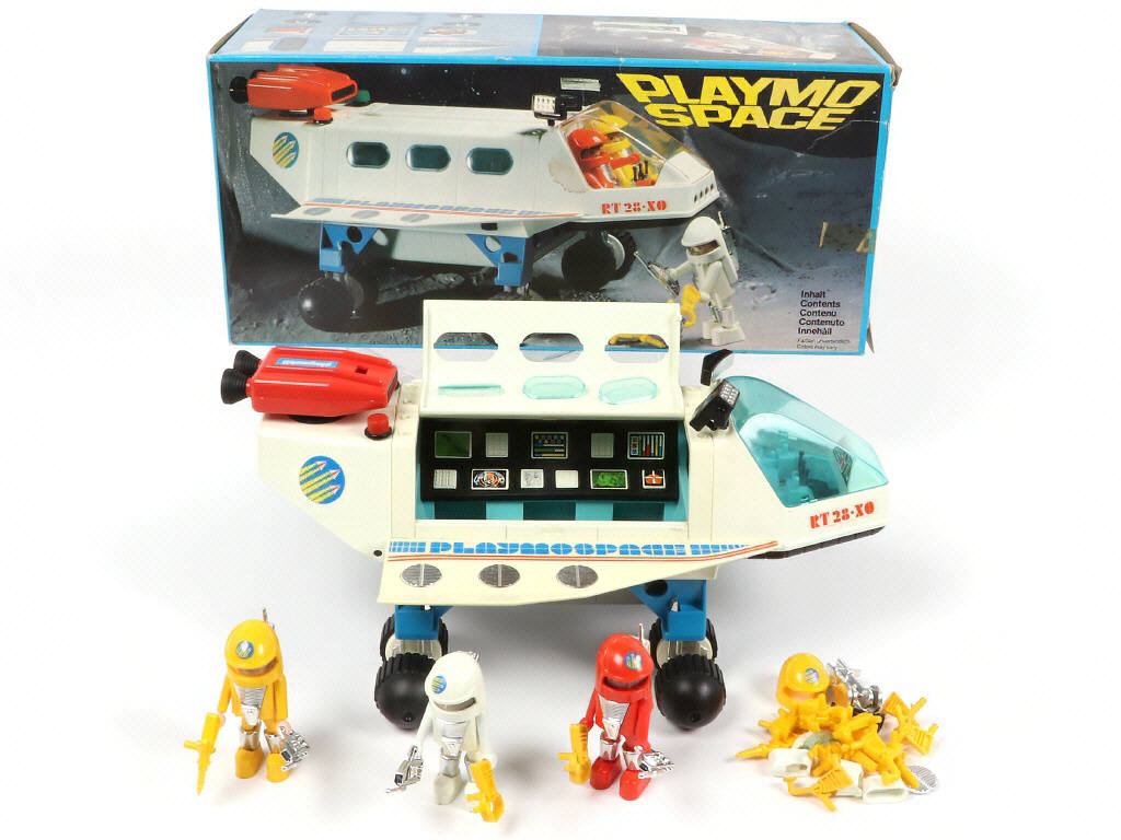 Lot 50 - PLAYMOBIL (ALLEMAGNE) (2)