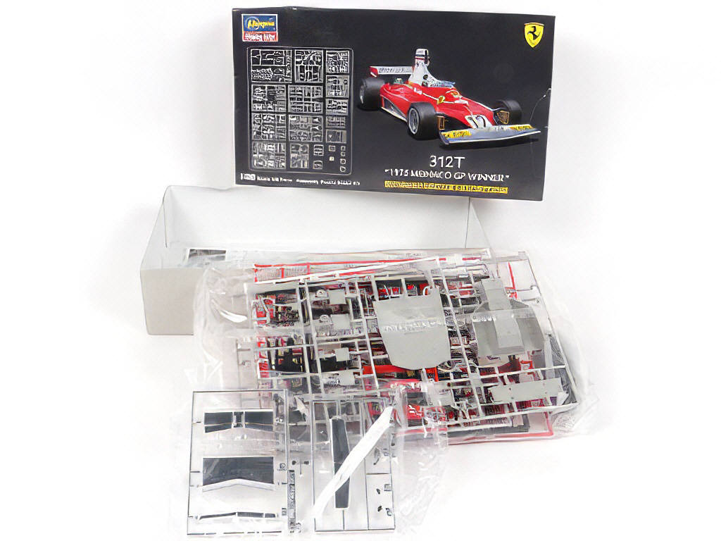 Lot 351 - HASEGAWA (JAPON) (4)