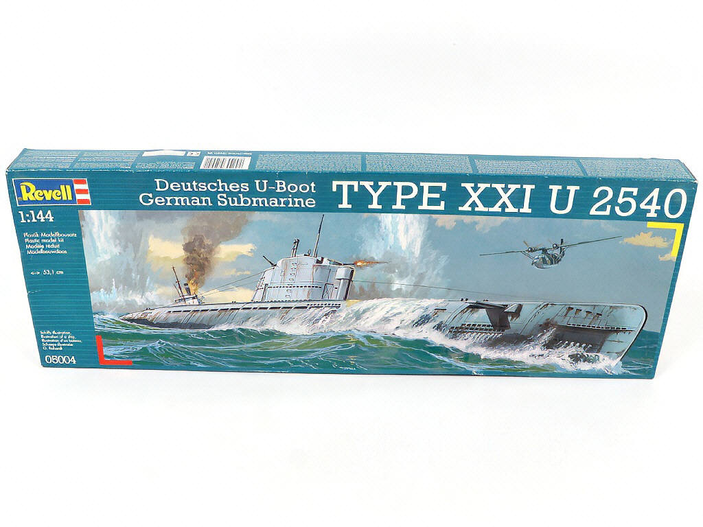 Lot 368 - DIVERS (4)