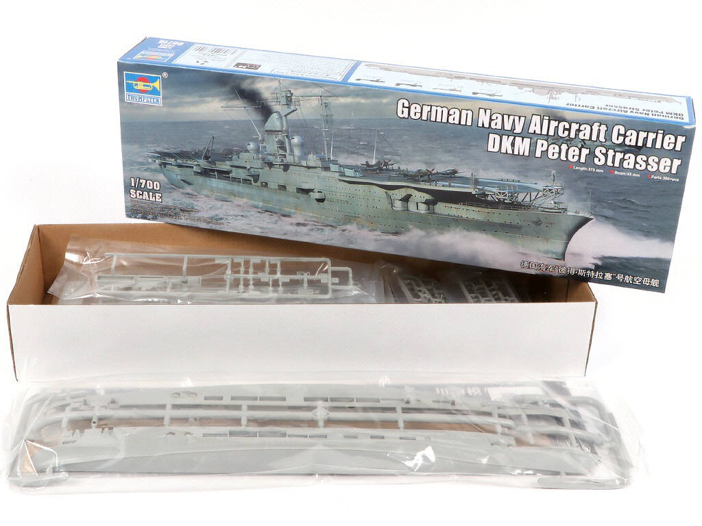 Lot 368 - DIVERS (4)