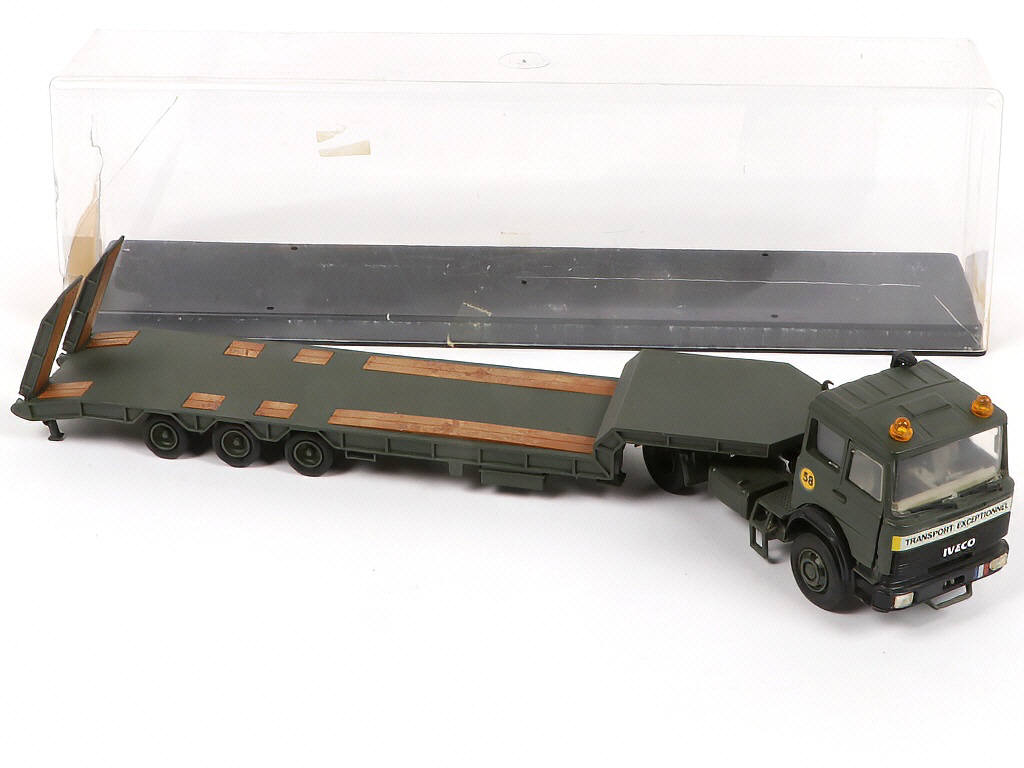 Lot 22 - OLD CARS (ITALIE) (1)