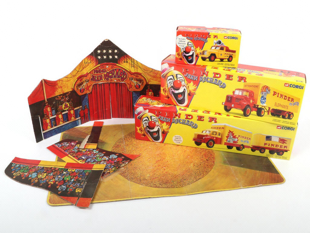 Lot 232 - CORGI TOYS (GB) (4)