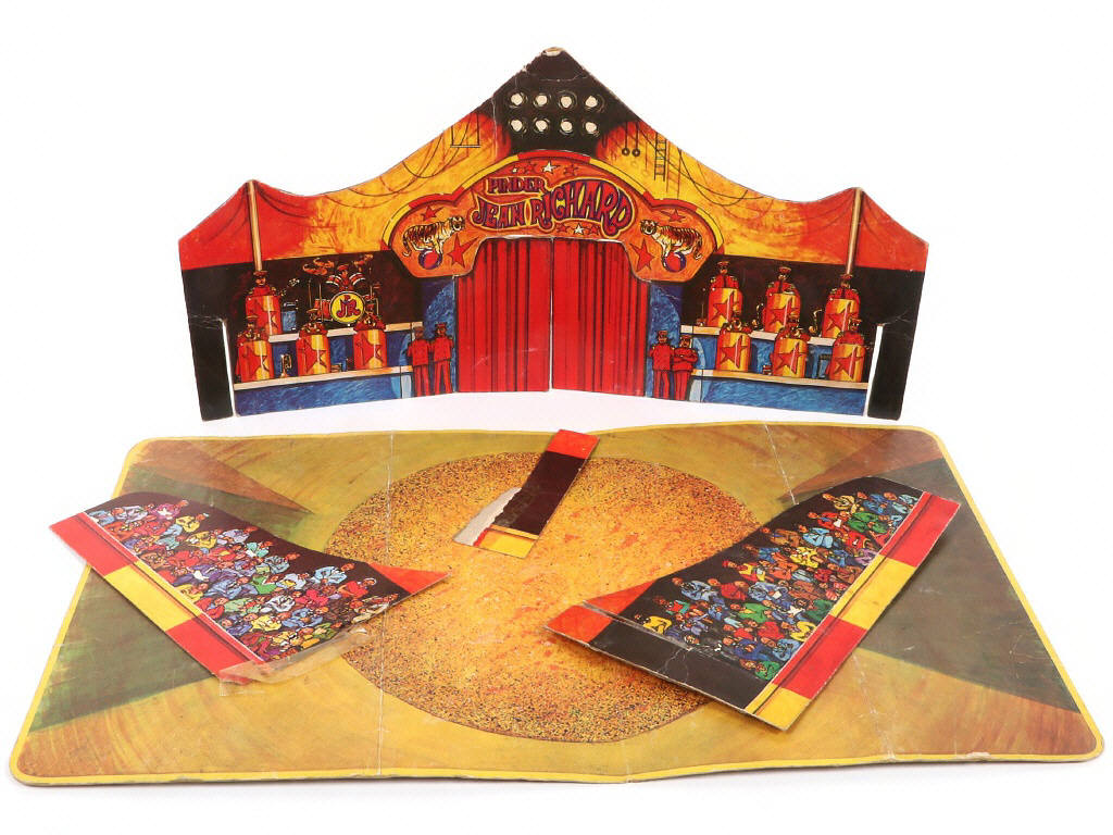 Lot 232 - CORGI TOYS (GB) (4)