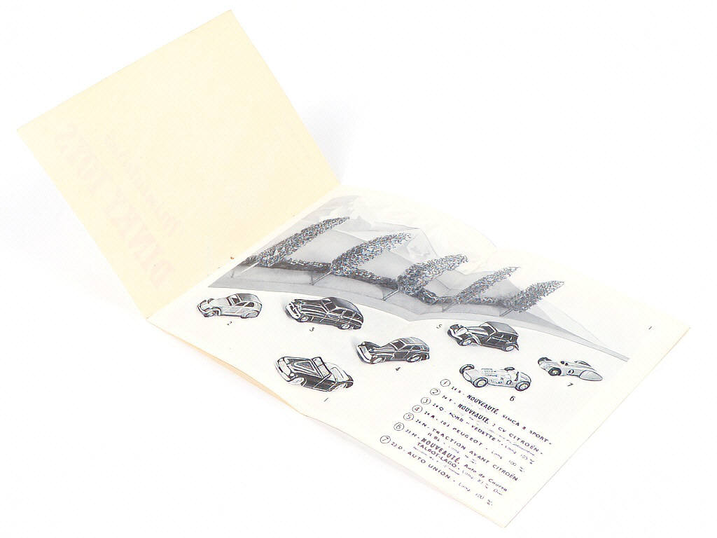 Lot 44 - DINKY TOYS (FRANCE) (1)