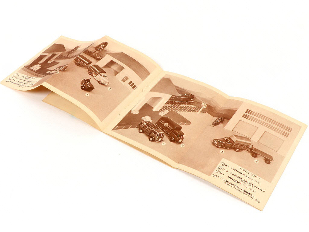 Lot 46 - DINKY TOYS (FRANCE) (1)