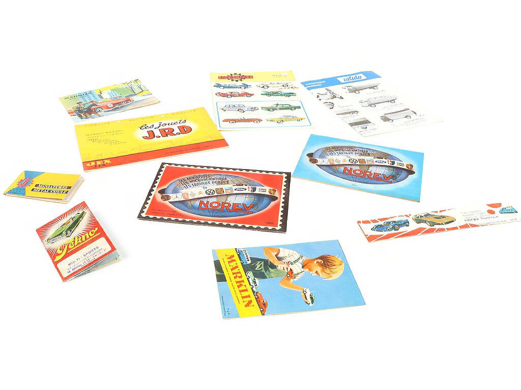 Lot 50 - DIVERS (10)