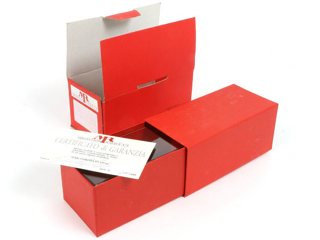 Lot 333 - DIVERS (10)