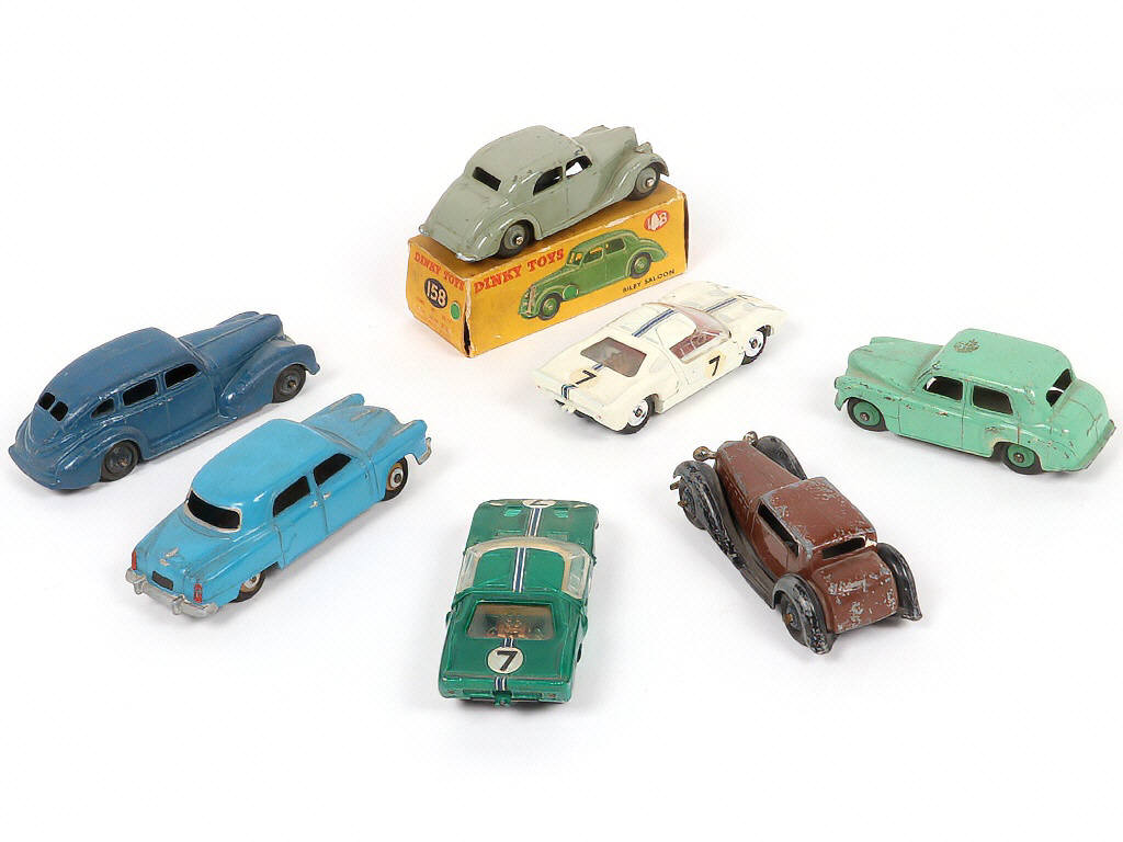 Lot 253 - DINKY TOYS (GB) (7)