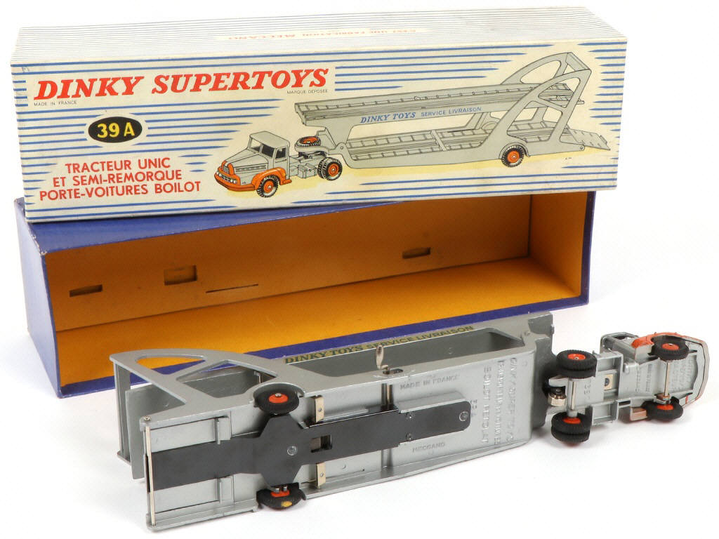 Lot 127 - DINKY TOYS (FRANCE) (1)