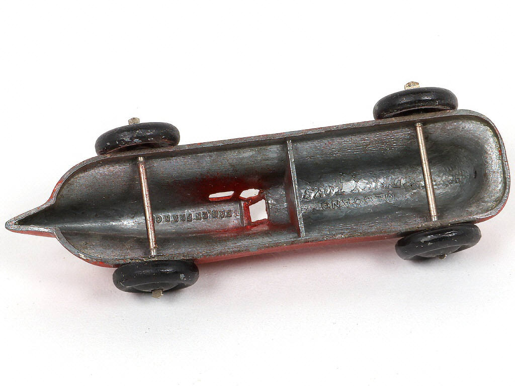 Lot 168 - DINKY TOYS (FRANCE) (1)