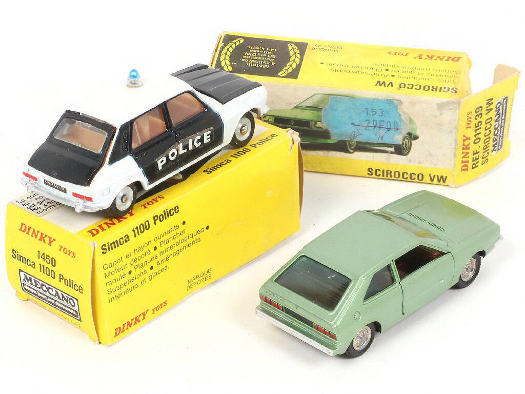 Lot 259 - DINKY TOYS (FRANCE) (2)