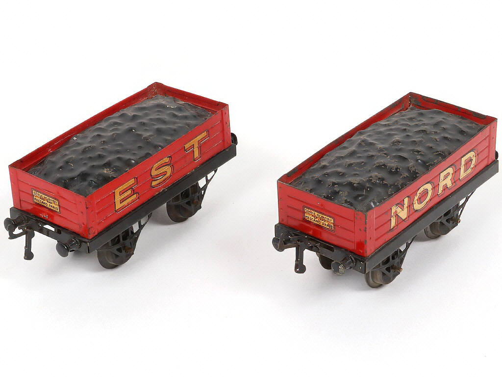 Lot 67 - HORNBY 'O' (FRANCE) (2)