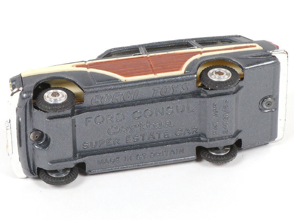 Lot 224 - CORGI TOYS (GB) (1)