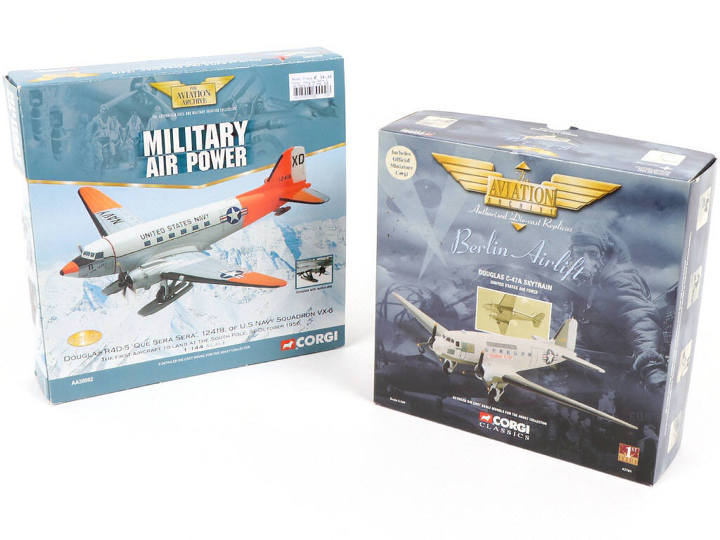 Lot 225 - CORGI TOYS (GB) (2)