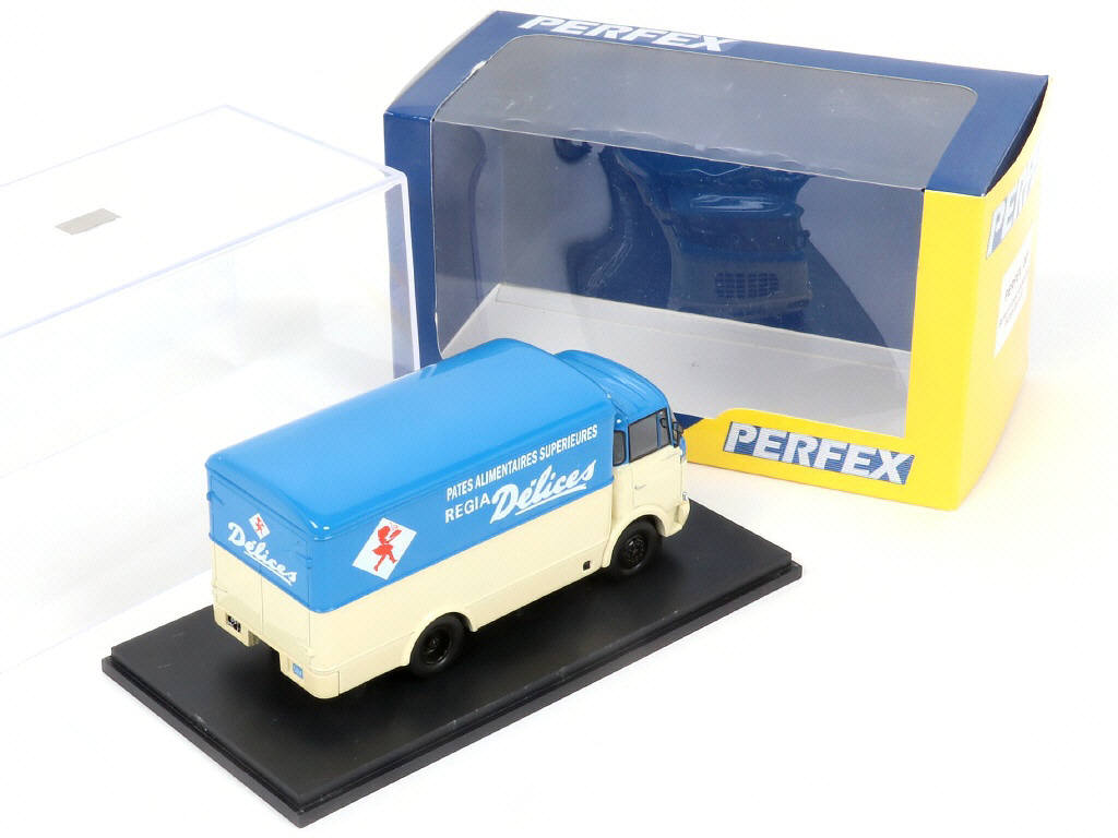 Lot 54 - PERFEX (CHINE) (1)