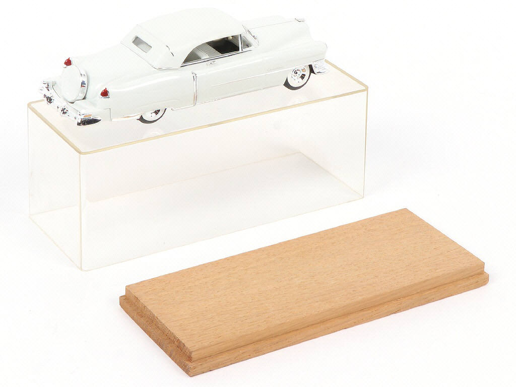 Lot 185 - ELEGANCE (FRANCE) (1)