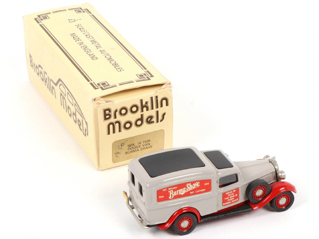Lot 69 - BROOKLIN MODELS (GB) (1)