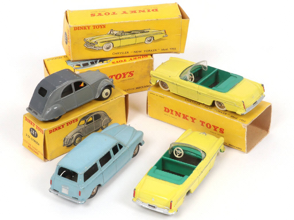 Lot 147 - DINKY TOYS (FRANCE) (4)