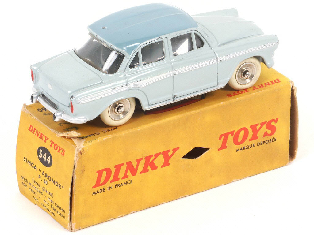 Lot 140 - DINKY TOYS (FRANCE) (1)