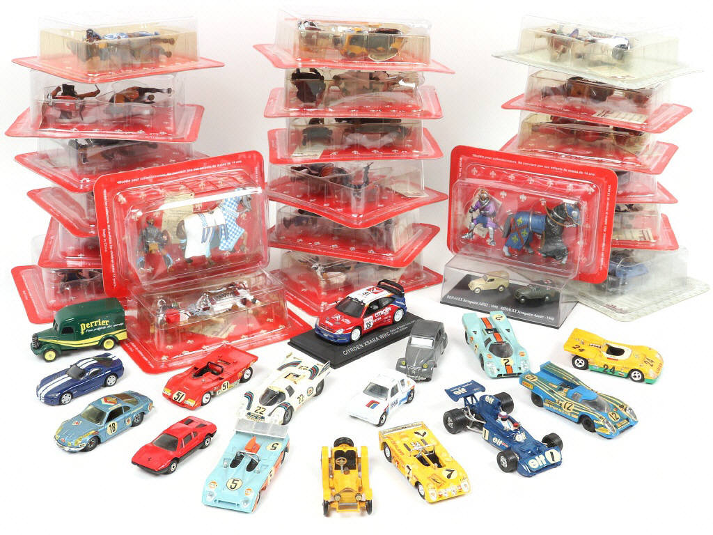 Lot 154 - DIVERS (79)