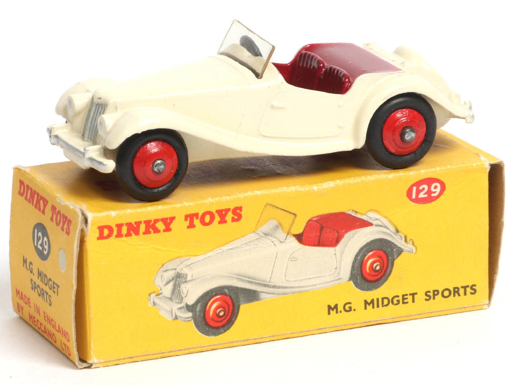 Lot 439 - DINKY TOYS (GB) (1)