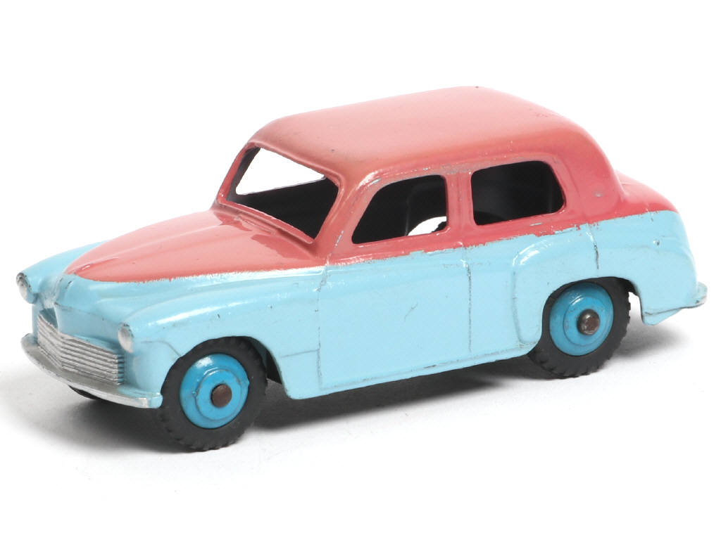 Lot 409 - DINKY TOYS (GB) (1)