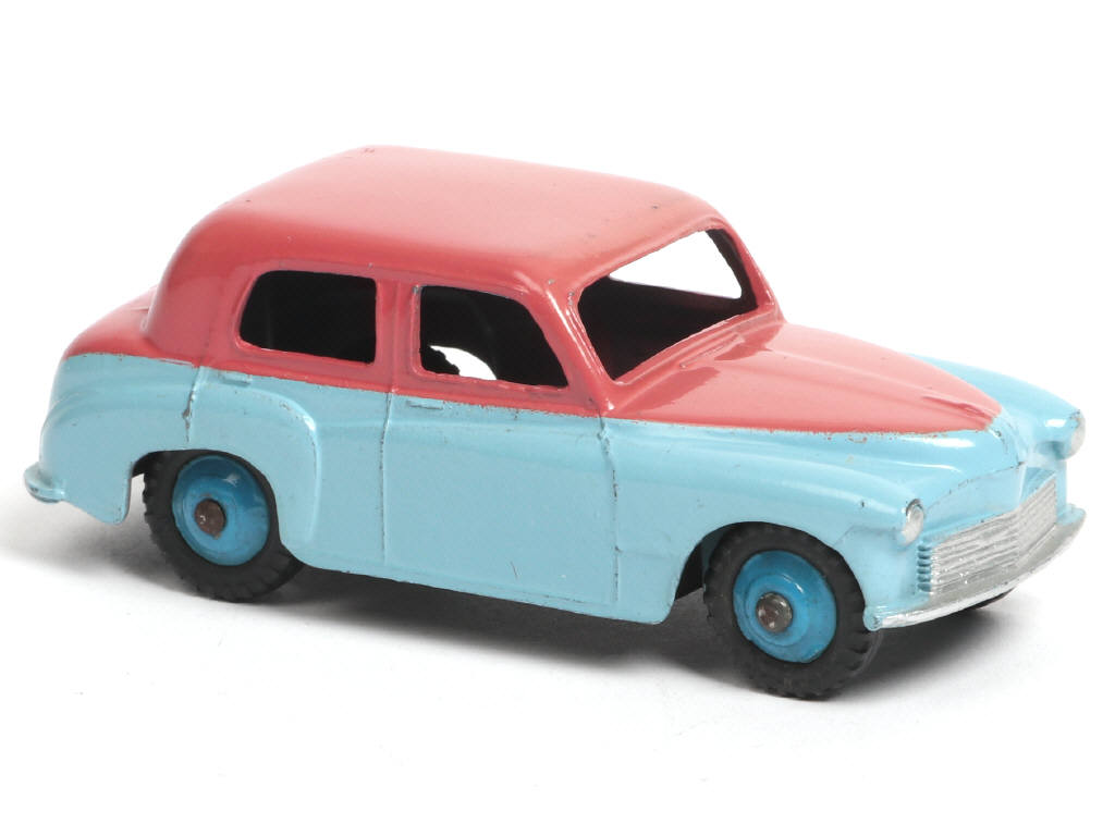 Lot 409 - DINKY TOYS (GB) (1)