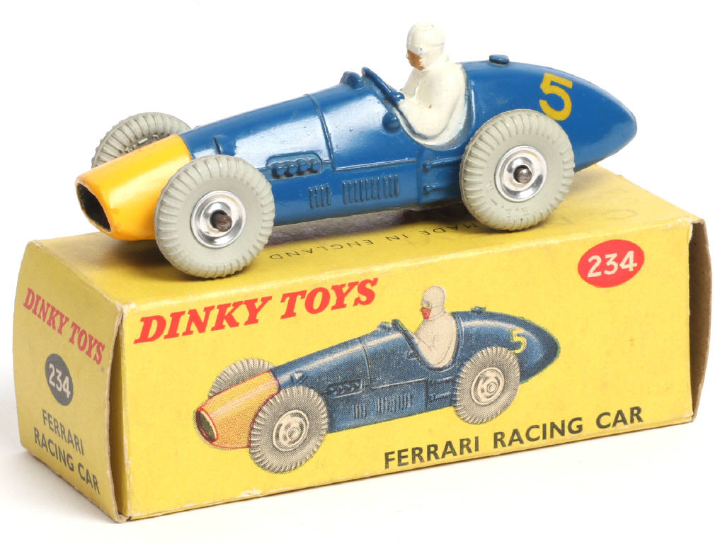 Lot 423 - DINKY TOYS (GB) (1)