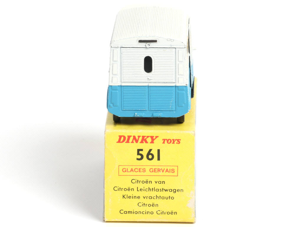Lot 327 - DINKY TOYS (FRANCE) (1)