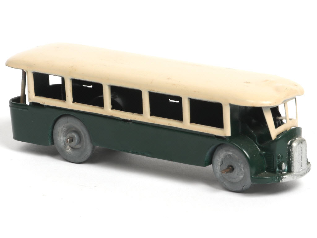 Lot 308 - DINKY TOYS (FRANCE) (1)