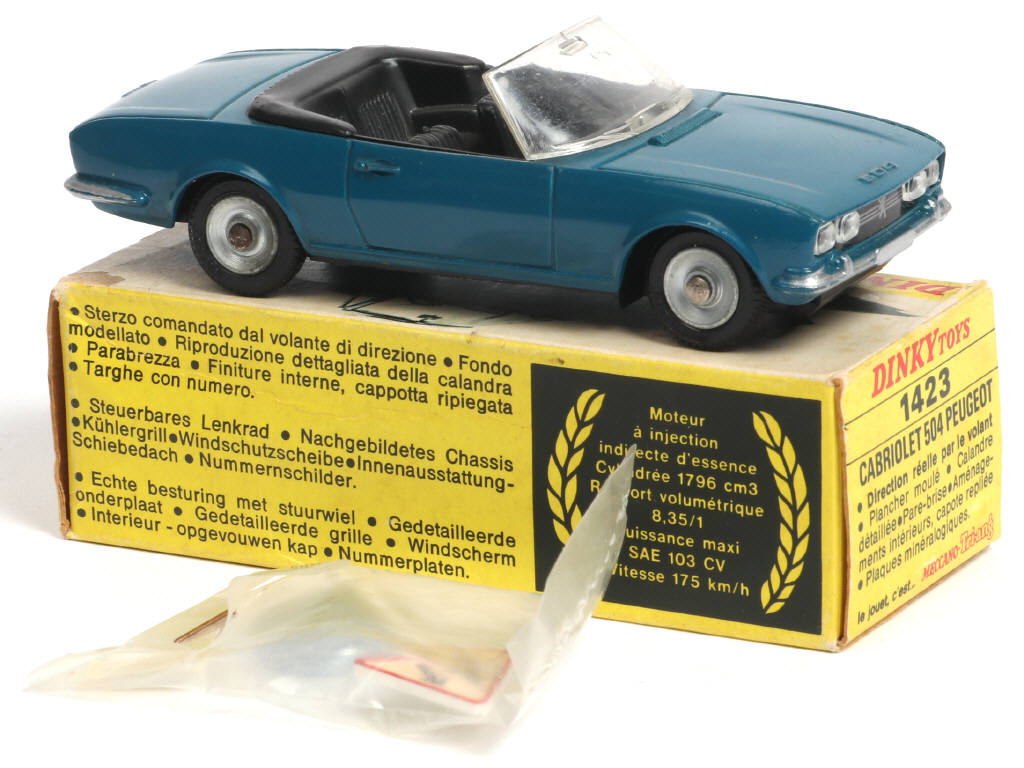 Lot 242 - DINKY TOYS (FRANCE) (1)