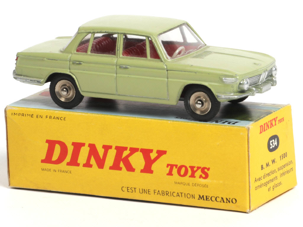 Lot 272 - DINKY TOYS (FRANCE) (1)