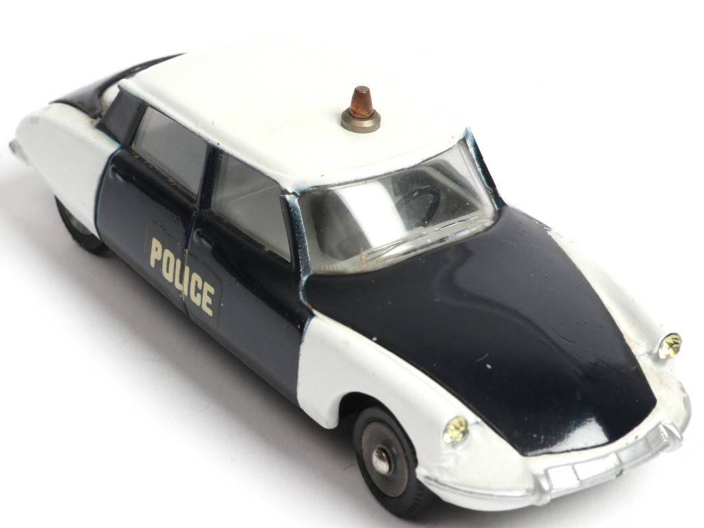 Lot 257 - DINKY TOYS (FRANCE) (1)