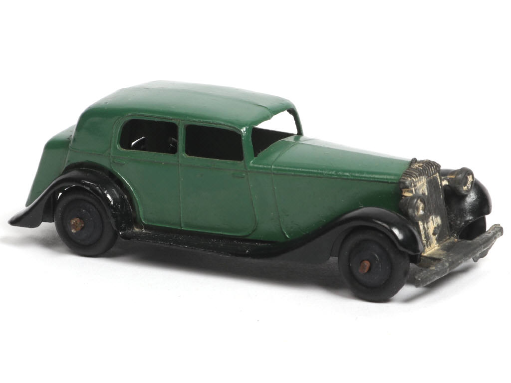Lot 393 - DINKY TOYS (GB) (1)