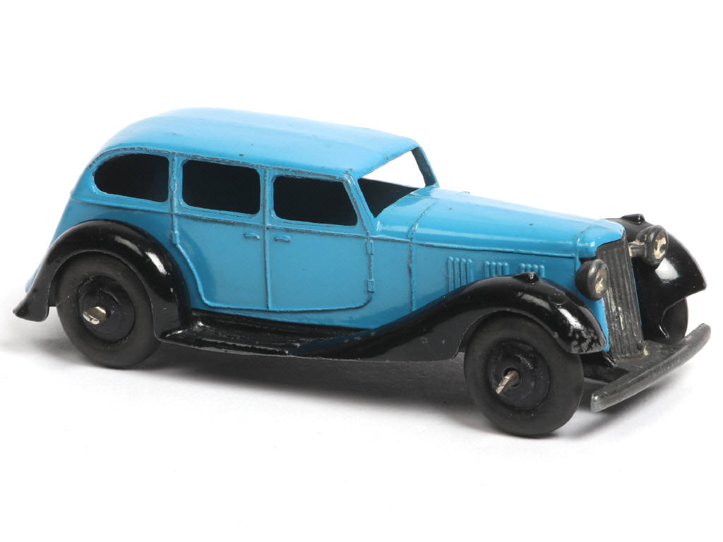 Lot 394 - DINKY TOYS (GB) (1)