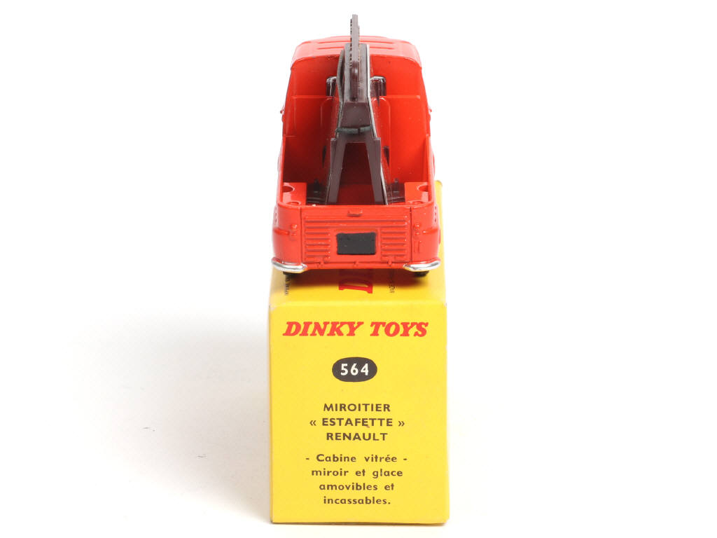 Lot 332 - DINKY TOYS (FRANCE) (1)