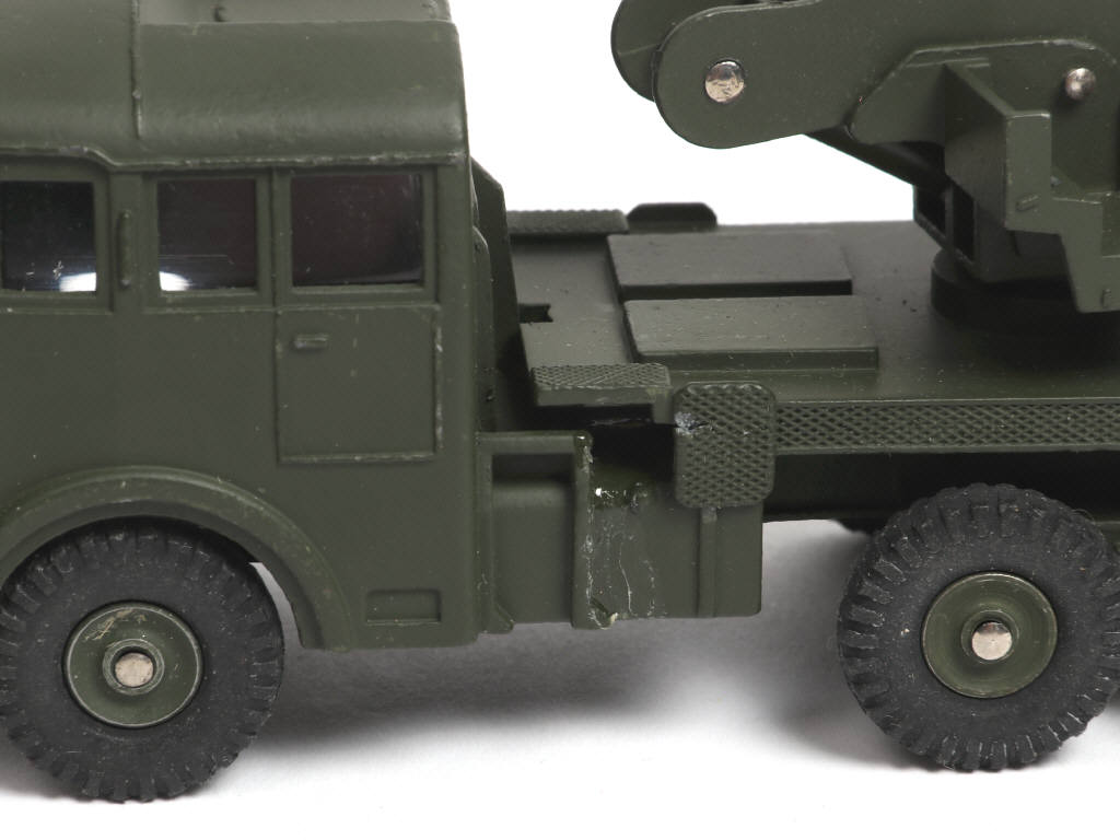Lot 347 - DINKY TOYS (FRANCE) (1)