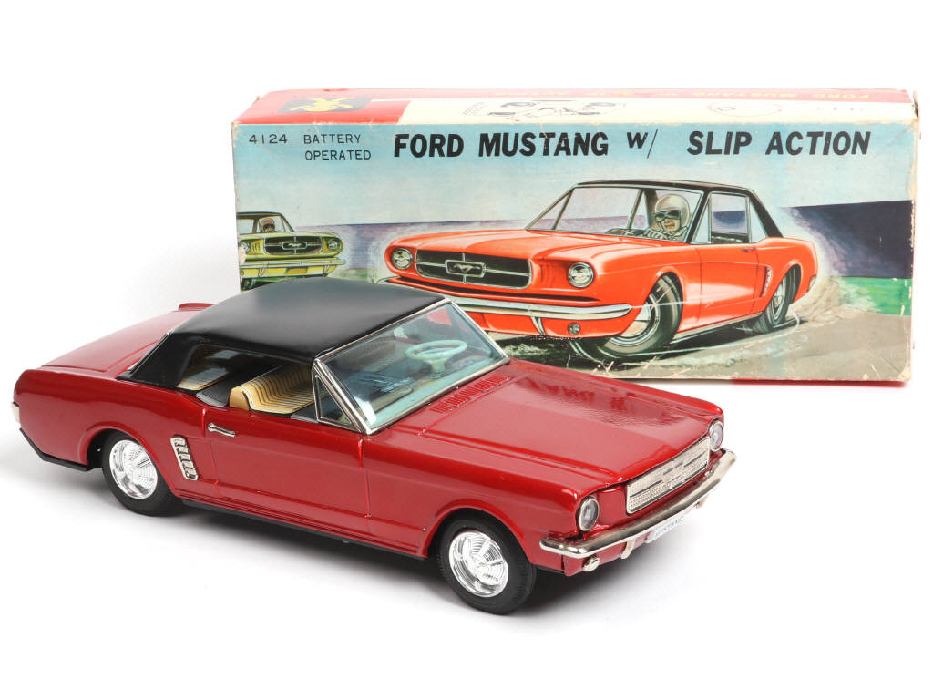 Lot 9 - BANDAÏ (JAPON) (1)