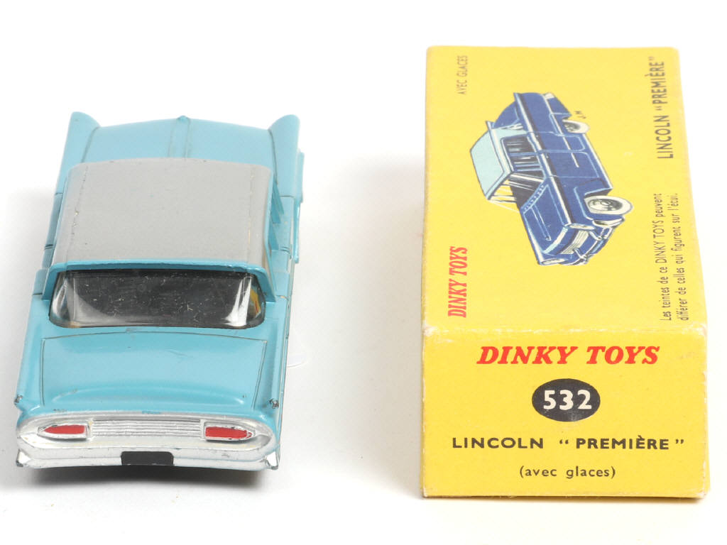 Lot 296 - DINKY TOYS (FRANCE) (1)