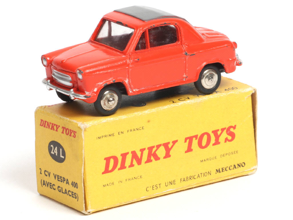 Lot 199 - DINKY TOYS (FRANCE) (1)