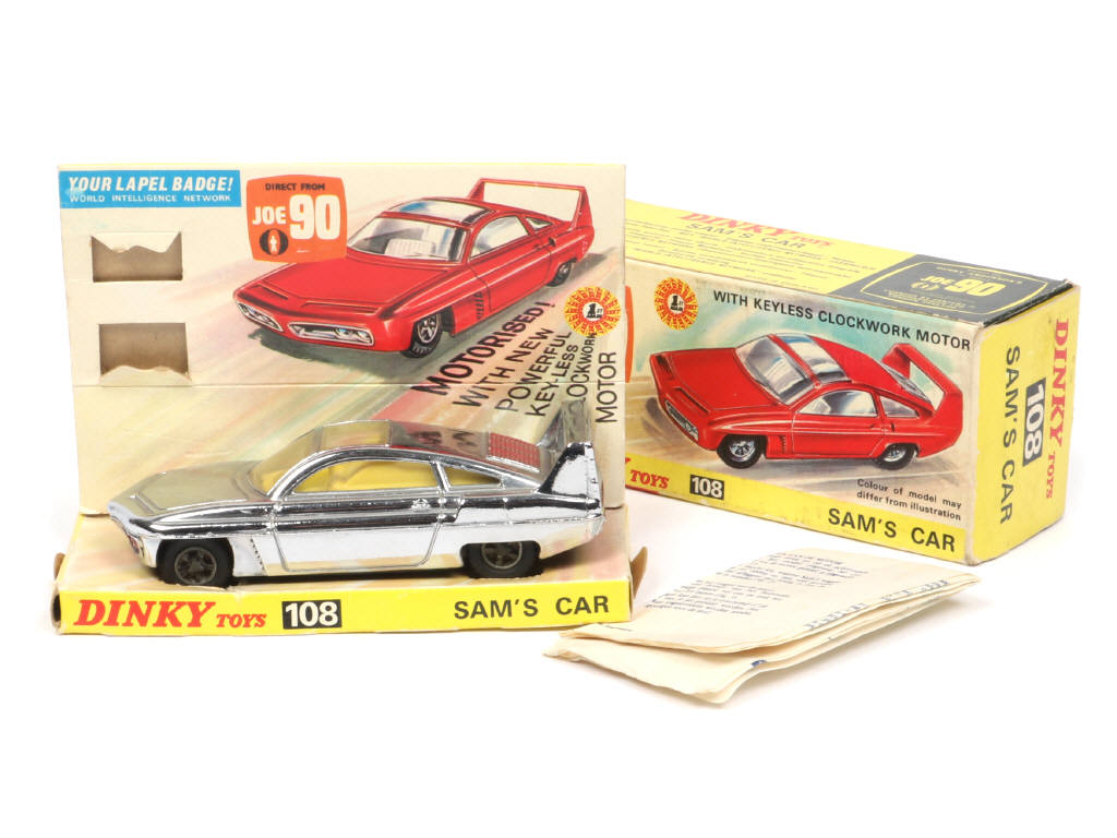 Lot 197 - DINKY TOYS (GB) (1)